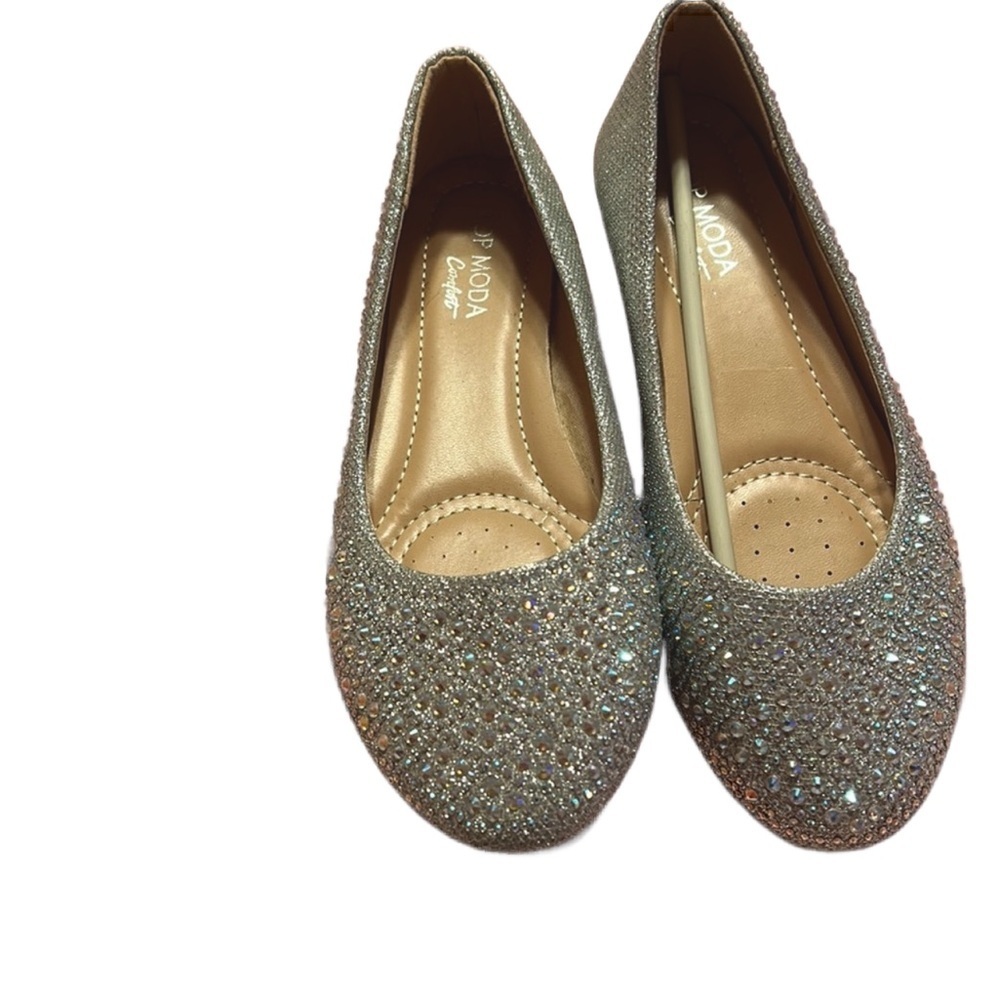 Top moda comfort girls shoes size 6.5 GUC